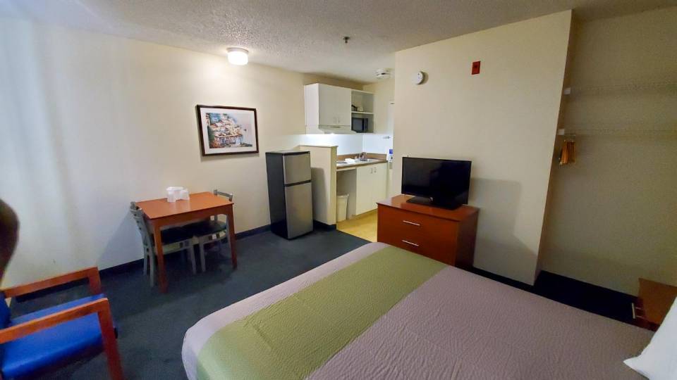 room no.6 ルームナンバー6 ROOM NUMBER SIX Motel 6 Goodlettsville, Tn - Nashville Hotel in